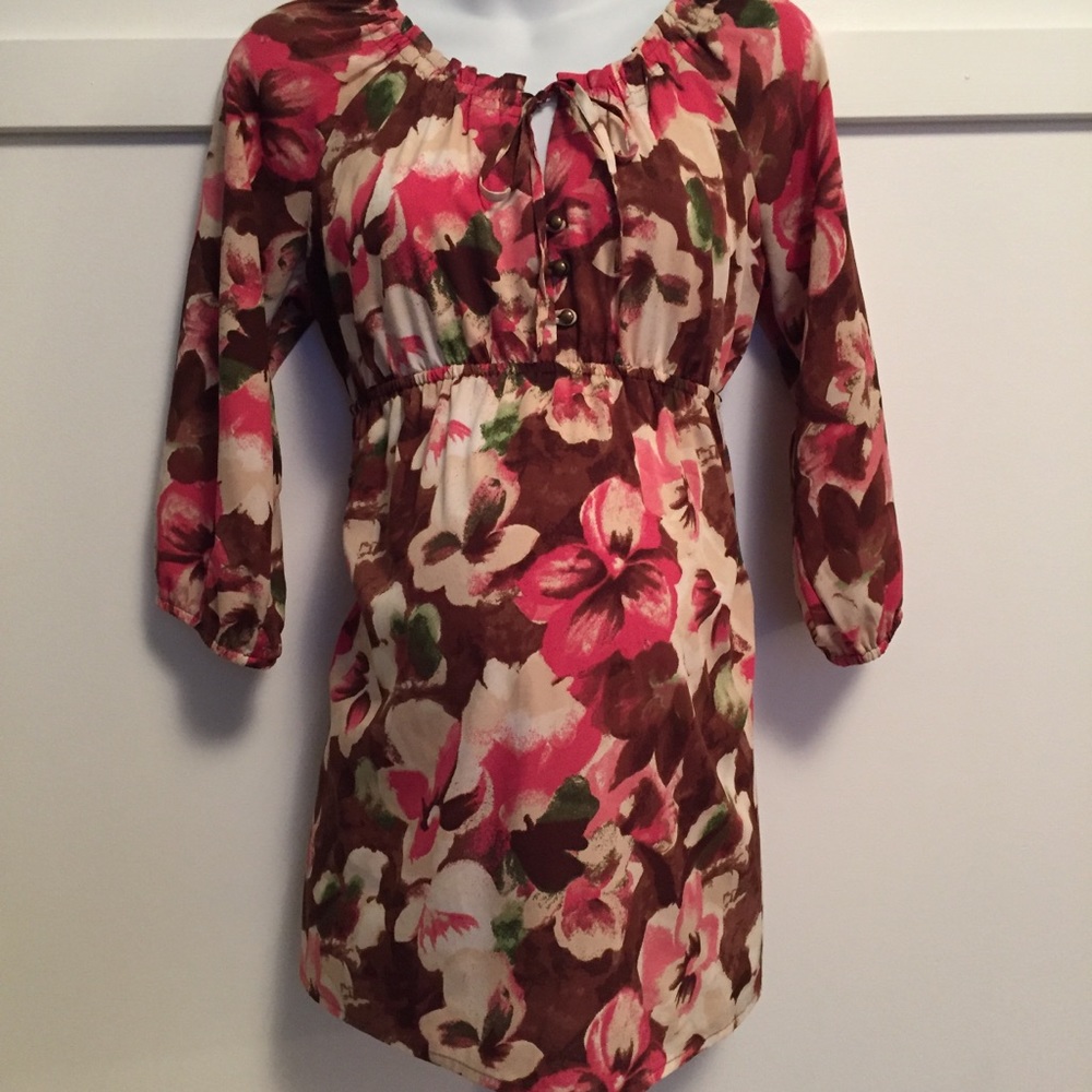 🎄SALE🎄 Motherhood maternity dressy top